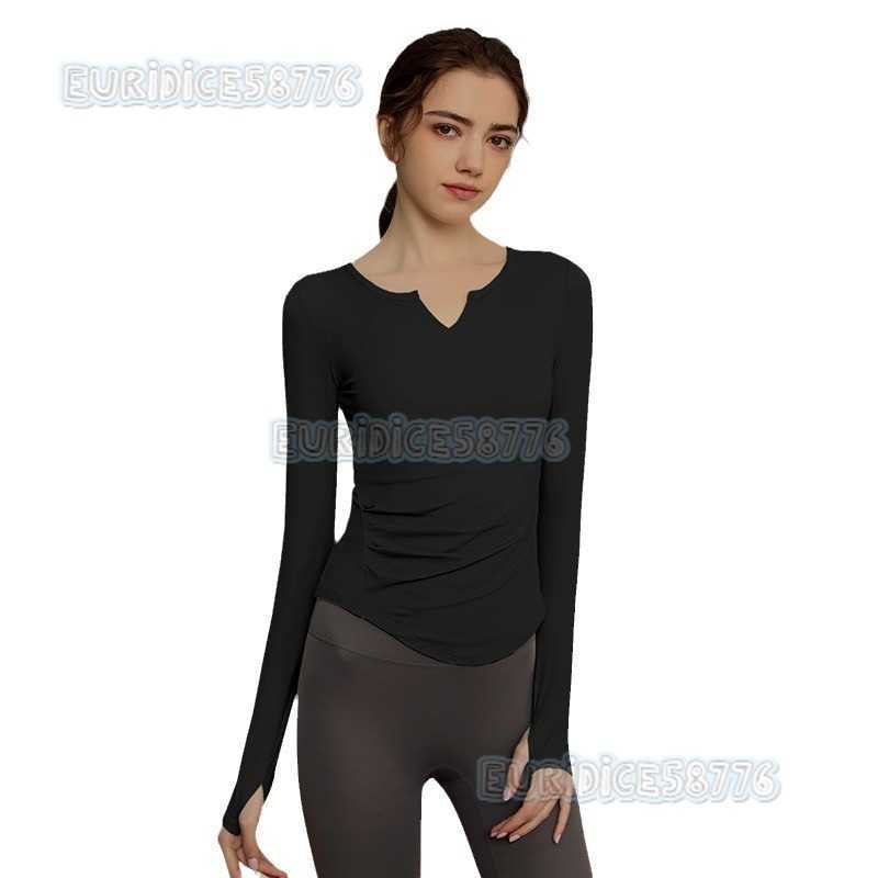 Yoga Shirt with Chest Pads for Women Slim Fit Fashionable Autumn Winter Sports Top Long Sleeve Tshirt Professional Running Fitness Clothing H250825