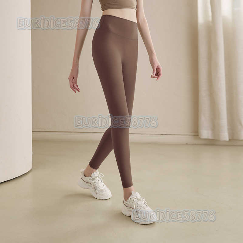 Seamless Yoga Pants for Women High Waist Buttlifting Peach Hip Tight Pants Sports Pants Running Fitness Pants Long Pants H250825