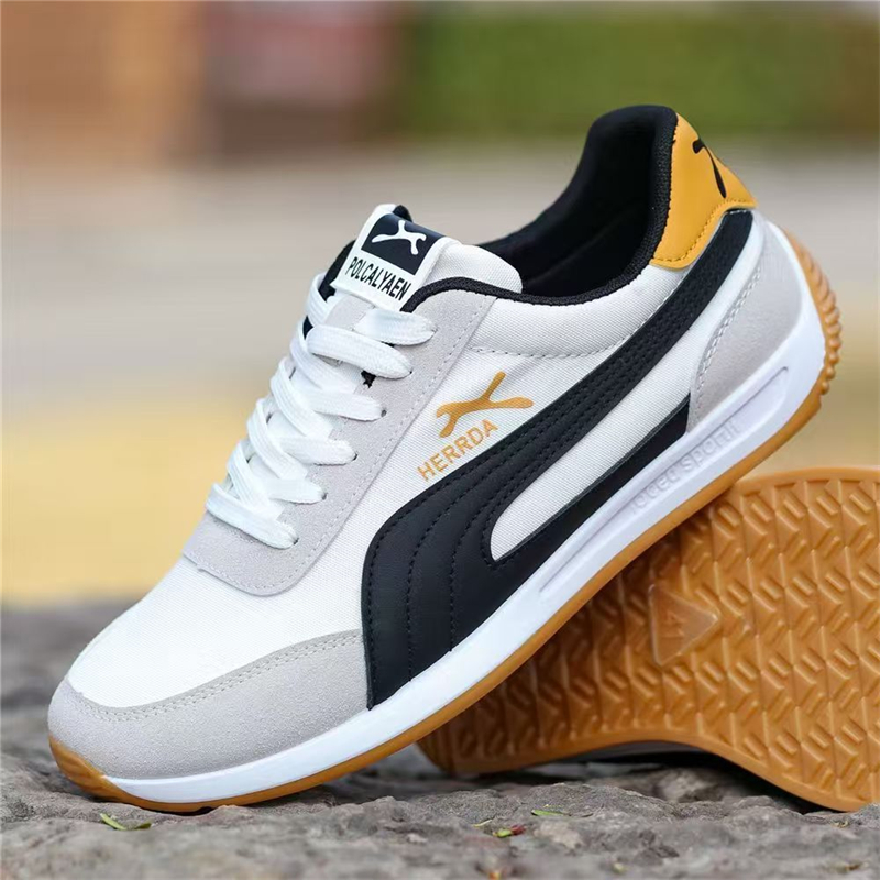 hot Free shipping designer running shoes for women men Luxury summer outdoor White black red and green designer sneakers Casual watches