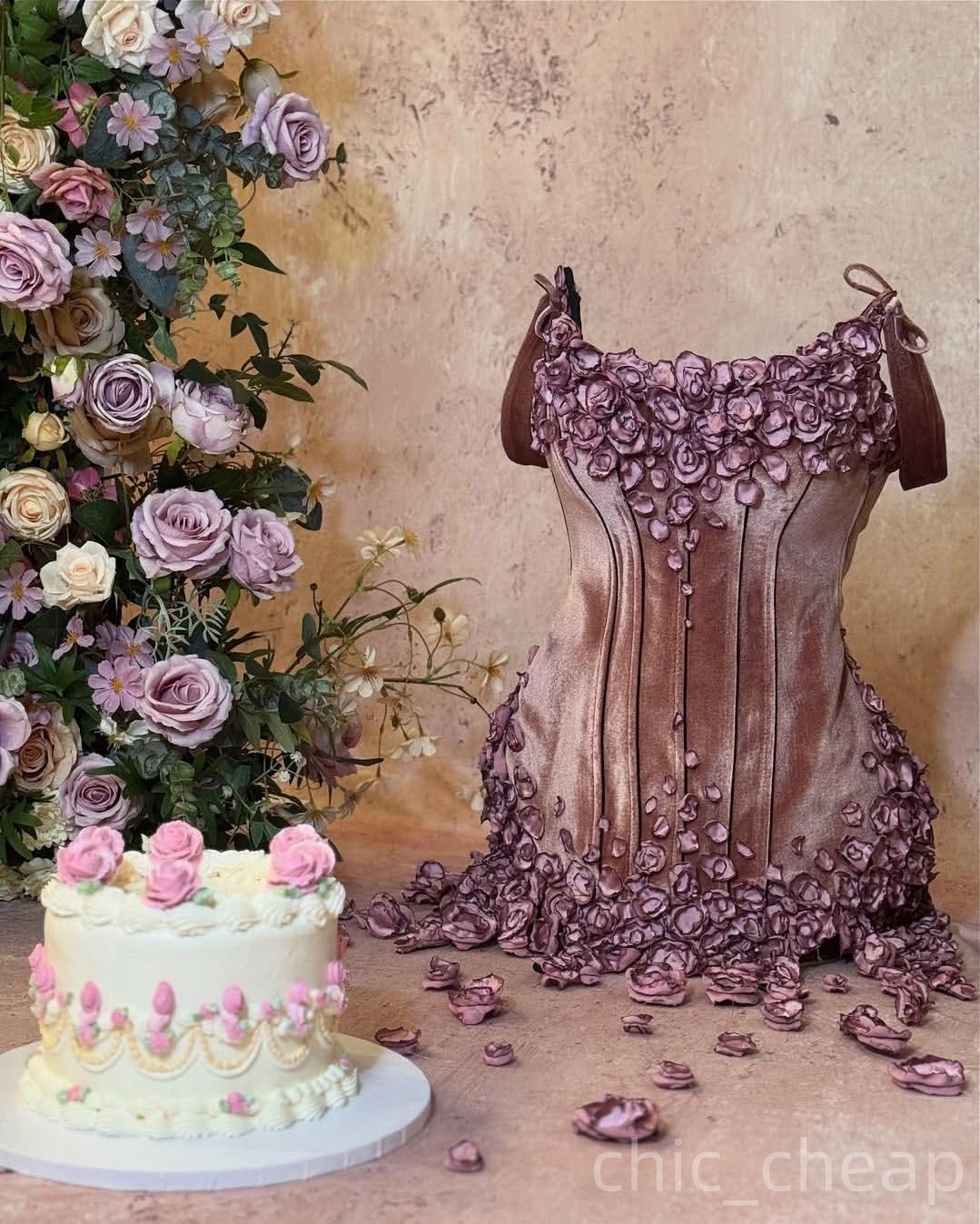 Blush Pink Sheath Cocktail Dress Flowers Velvet Strapless Glamorous Short Mini Graduation Homecoming Dresses For Special Occasions Sweetheart Gowns