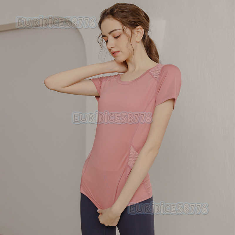 Fitness Clothes Womens Shortsleeved Tshirt Quickdrying Breathable Sports Top Running Fitness Training Tightfitting Yoga Suit Summer Thin H250825