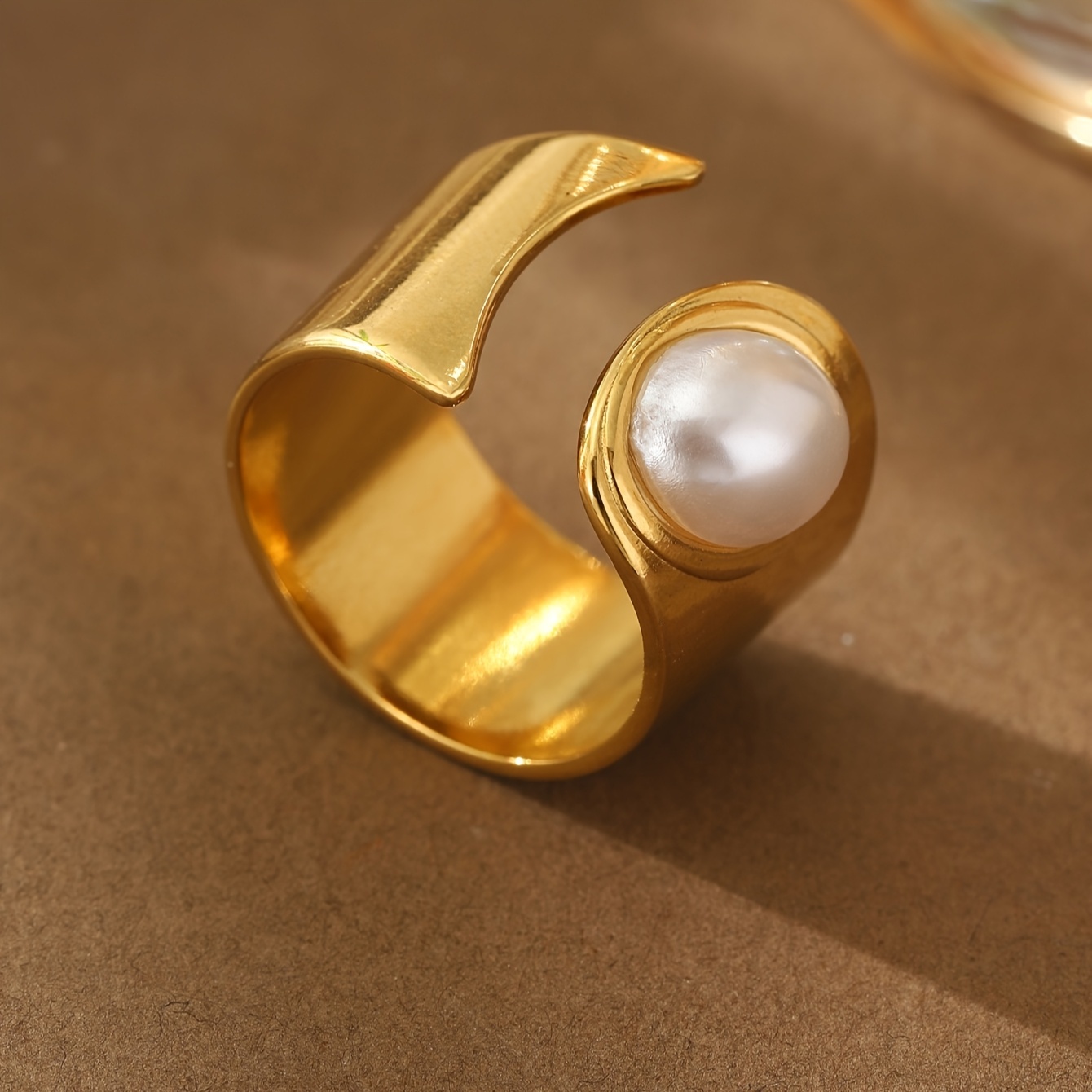 1 Piece Simple Open 304 Stainless Steel Ring, Women, Plated, Decorated with Imitation Pearls Suitable for Daily Wear, Parties, Graduations, Music Fest