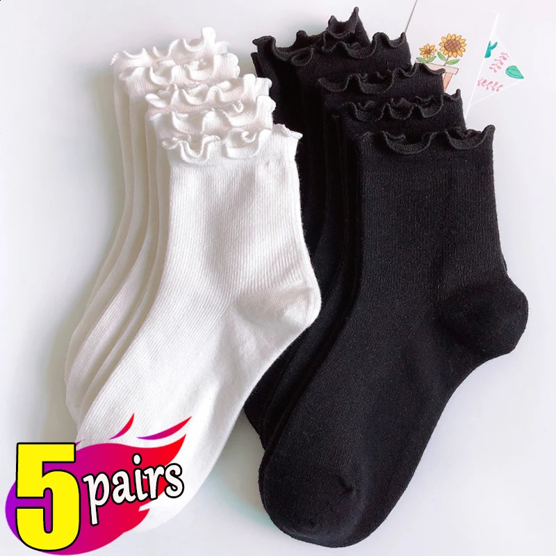 135pairs Cotton Ruffles Ankle Socks Women Lolita Cute Kawaii Korean Stocking Girl Spring Black White Middle Tube Japanese Sox 250826