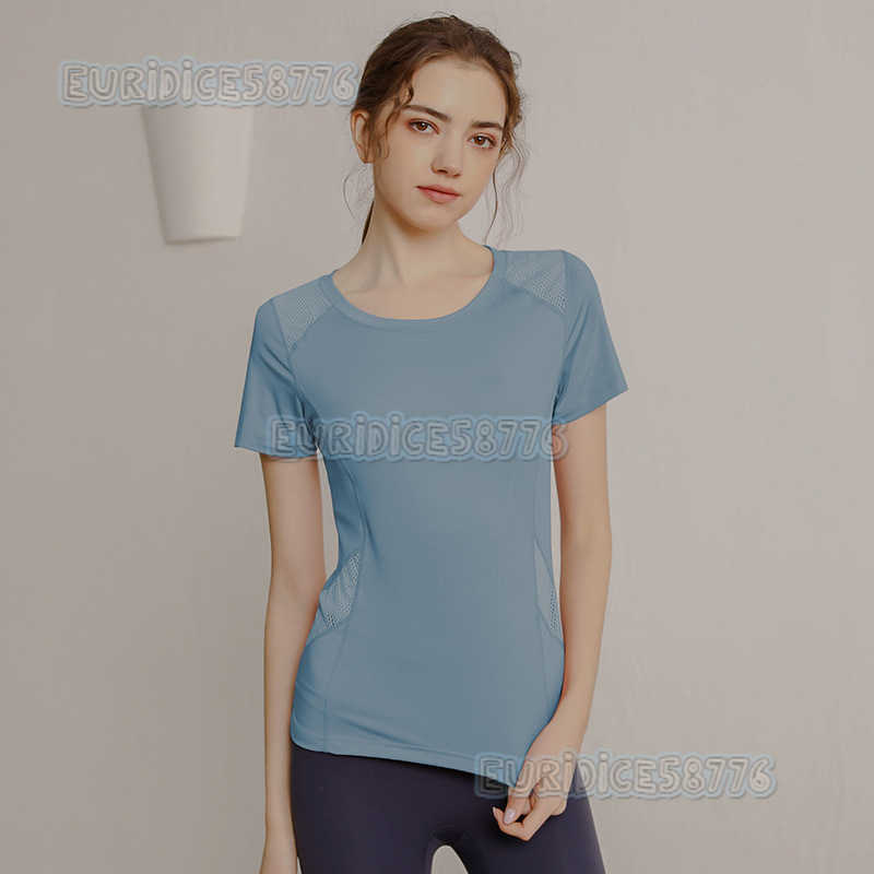 Fitness Clothes Womens Shortsleeved Tshirt Quickdrying Breathable Sports Top Running Fitness Training Tightfitting Yoga Suit Summer Thin H250825