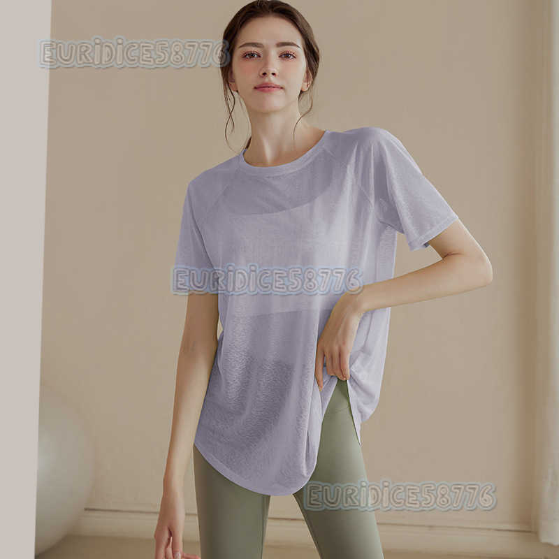 Loose Yoga Shirt for Women Lightweight Sports Top Slimming Quickdry Short Sleeve Tshirt New Summer Fitness Wear H250825