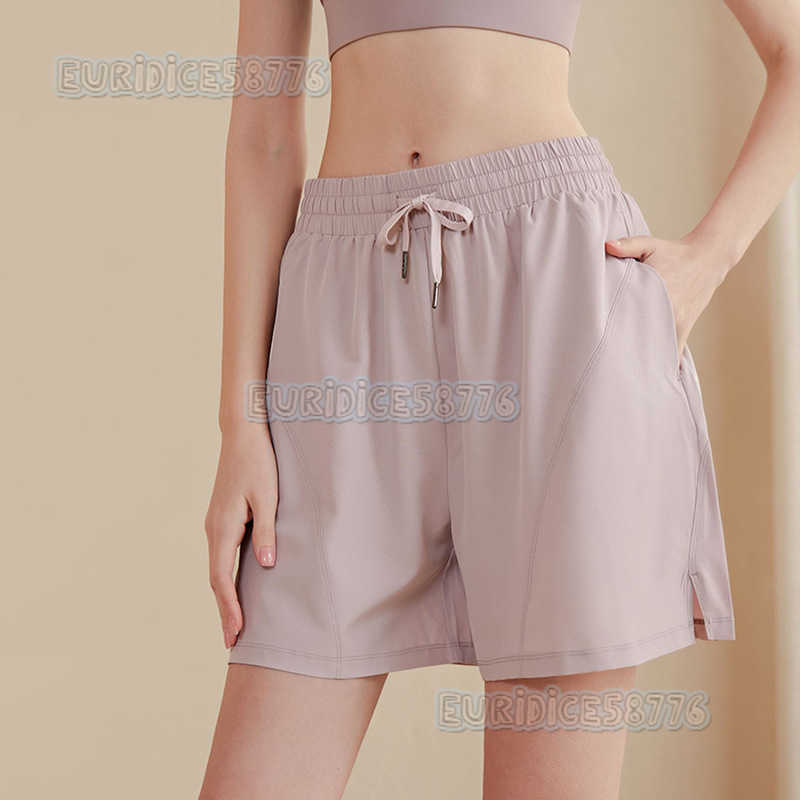 Loose Quickdry Sports Shorts for Women 2025 New Summer Fitness Shorts Midlength Running Yoga Shorts Fivepoint Shorts H250825