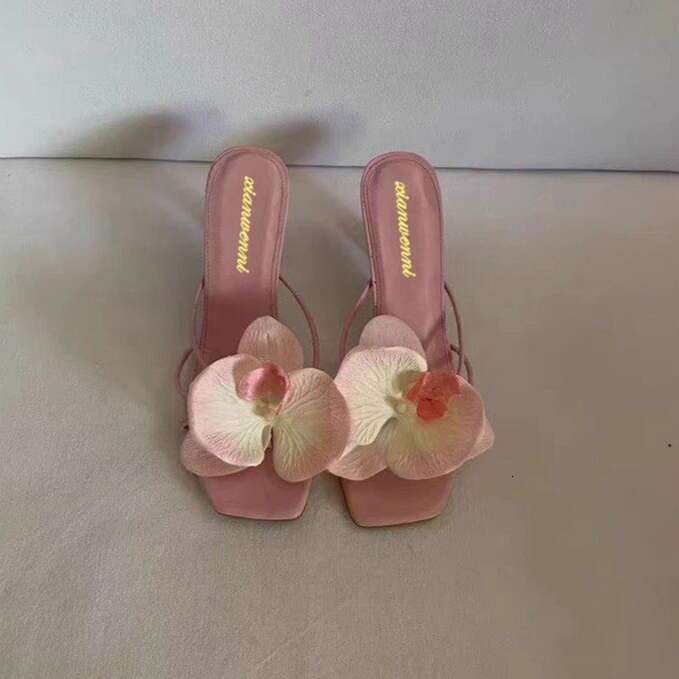 Trendy Travel Beach 2025 New Flower Decorated Toe Clip High Designer Shoe Heel Summer Outdoor Women's Sandals