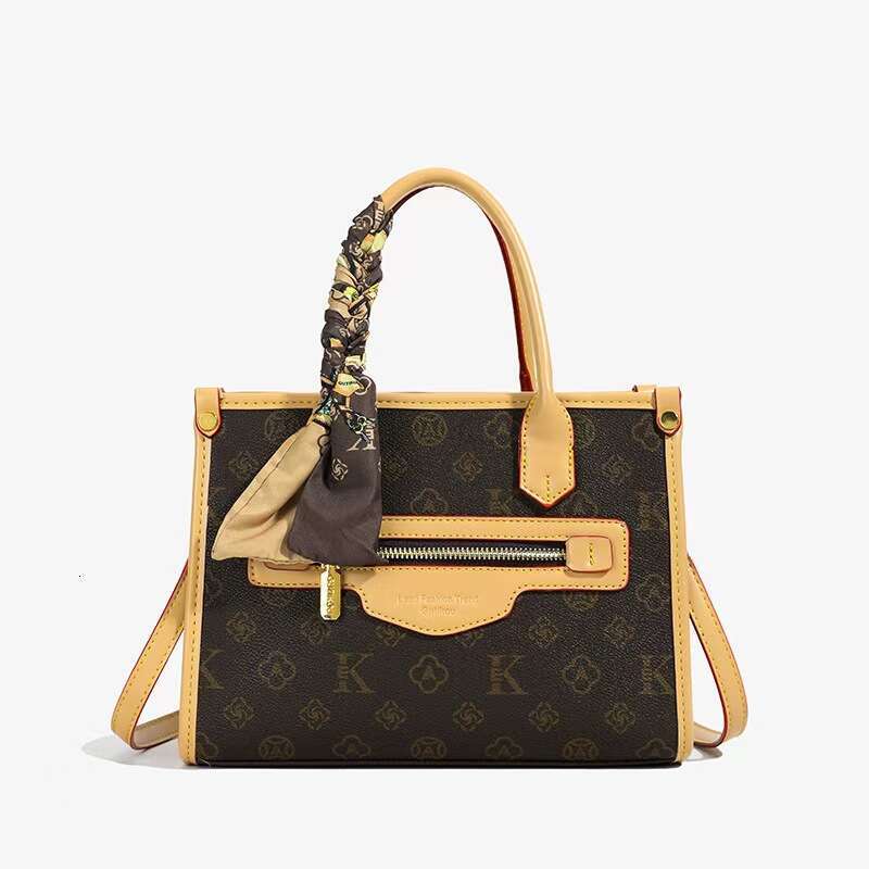 Designer Bag Luxury Bag Women's Airport Commuter - Medium Square Shoulder Purse With Zipper Pockets, American Style Crossbody Shoulder Bag Daily 