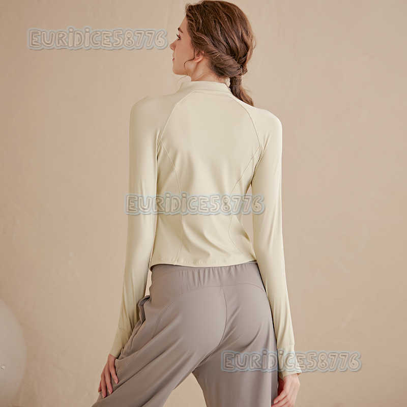 2025 New Stand Collar Zipper Yoga Jacket for Women Slim Fit Quickdry Sports Top Long Sleeve Fitness Clothing Autumn H250825
