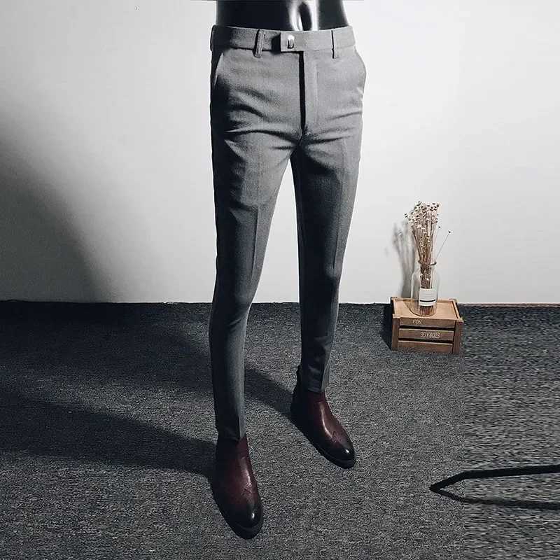 2023 Casual Business Mens Black Stretchy Cropped Pants Trendy Korean Style Slim Fit Mens Suit Pants Summer Wear W250826
