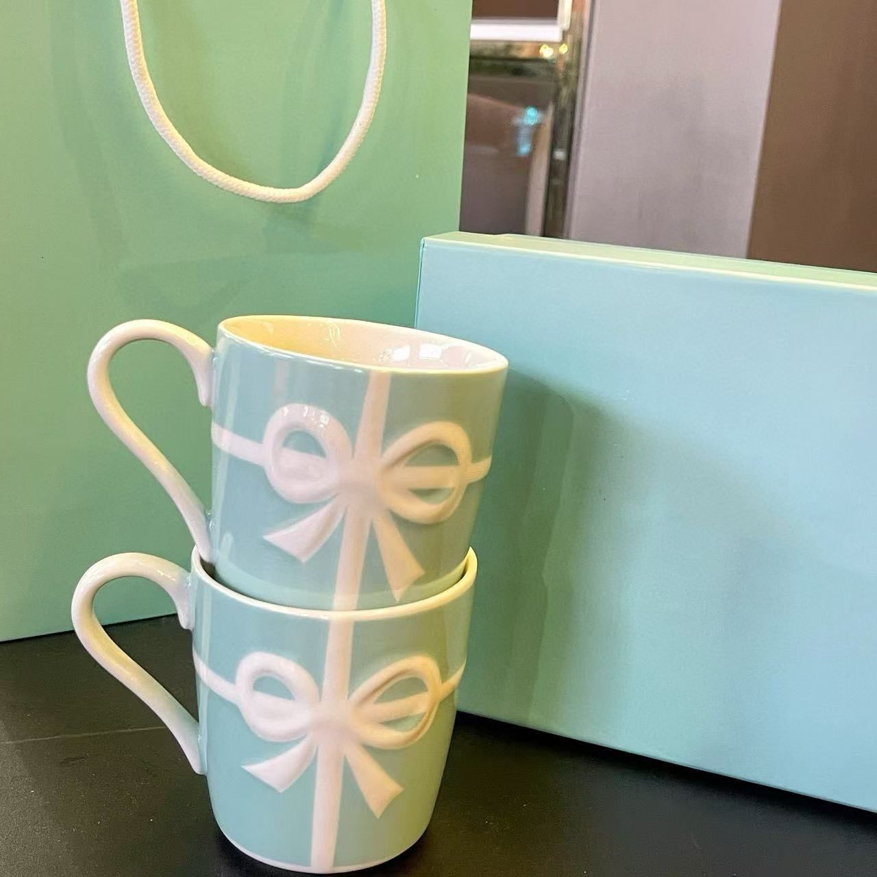 Luxury Designer Blue Ceramic Mug with Classic Lace Design Perfect for Tea Coffee