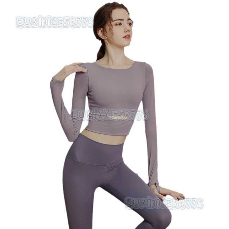 Yoga Suit with Chest Cushion Long Sleeve Sports Shirt Womens Tight Running Fitness Suit Large Size Slim Fitting Autumn and Winter Fitness Suit H250825