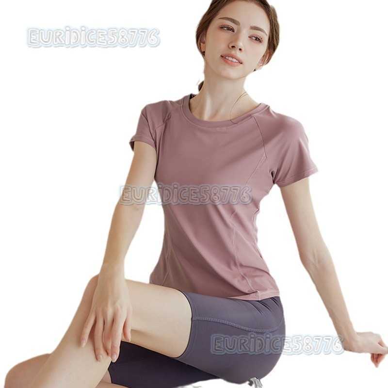 Womens Slim Fit Sexy Fitness Short Sleeve Sports Top Breathable Running Tshirt Breathable Celebrity Yoga Wear Summer H250825