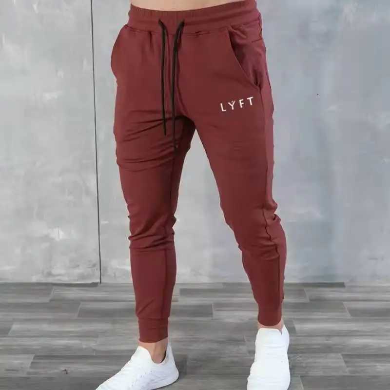 Muscle Fitness Brothers New Summer Trend Casual Sports Pants Outdoor Running Breathable Lightweight Small Foot Pants W250826