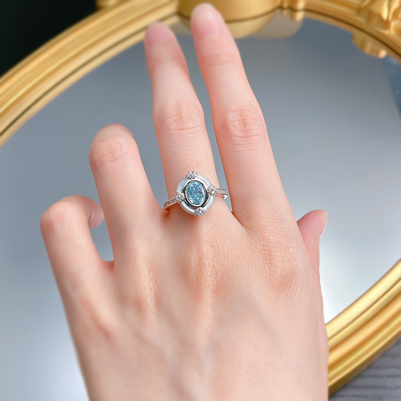 2025 Choucong Brand Luxury Jewelry 100% 925 Sterling Silver Oval Cut Aquamarine Lab Moissanite Dimaond Gemstones Party Eternity Women Engagement Band 