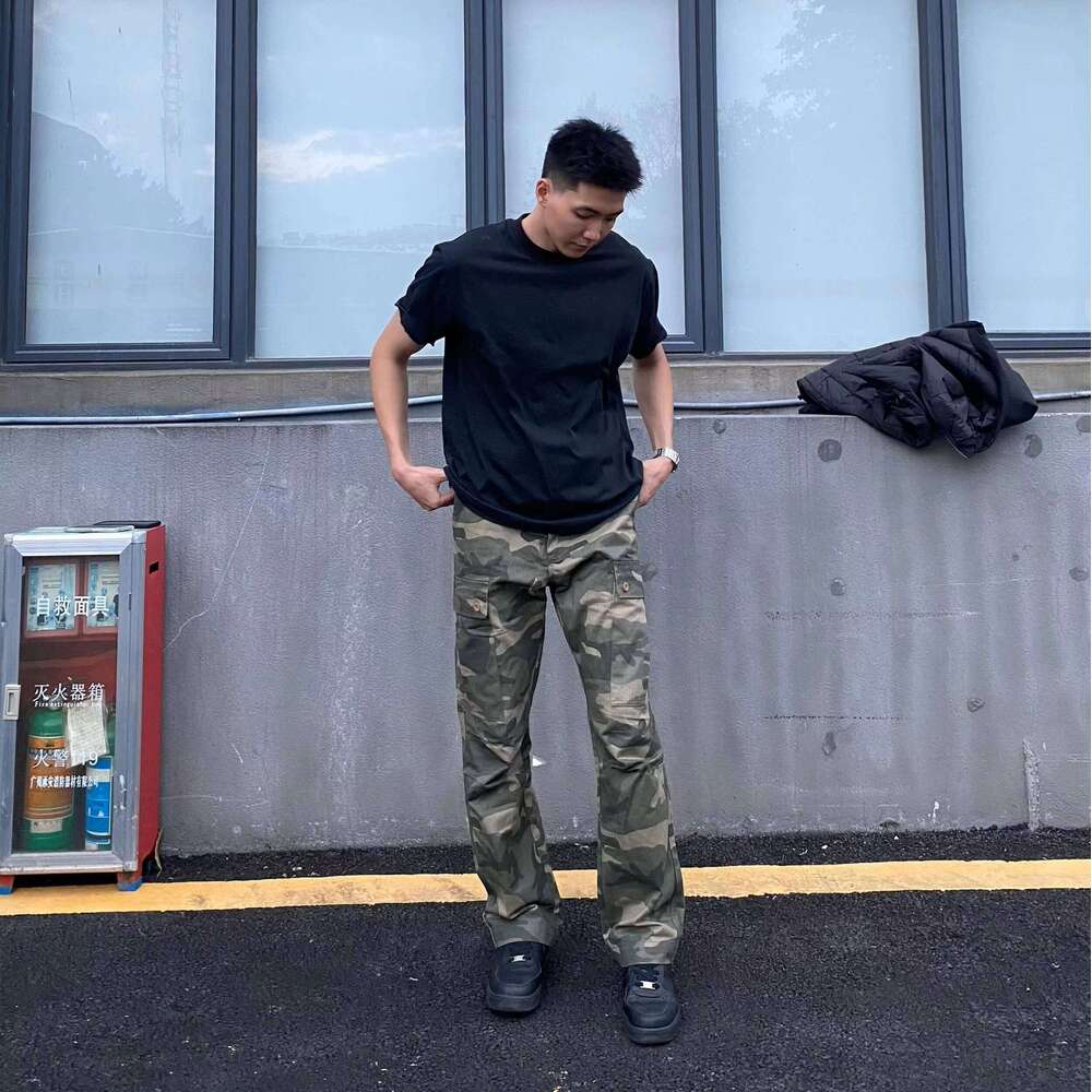 Men's Camouflage Cotton Baggy Pants with Bellow Pocket and Zipper Fly Custom OEM Mid-Waist Lightweight Casual Design