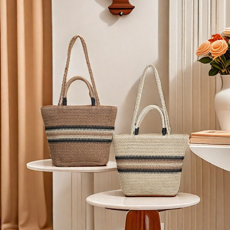 Autumn New Women s Large Capacity Straw Woven Handbag Women s New Commuter Handbag Autumn New Designer Bag Fashion Handheld Basket Woven Bag