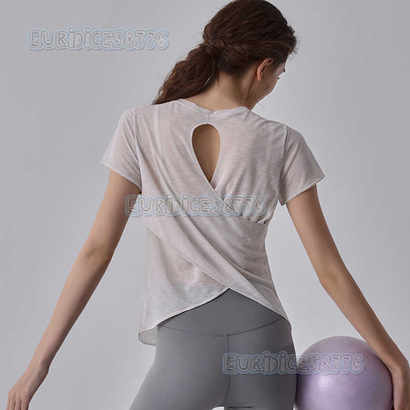 2025 New Lightweight Quickdry Sports Short Sleeve Tshirt for Women Yoga Wear Loose Oversized Fitness Top Summer H250825