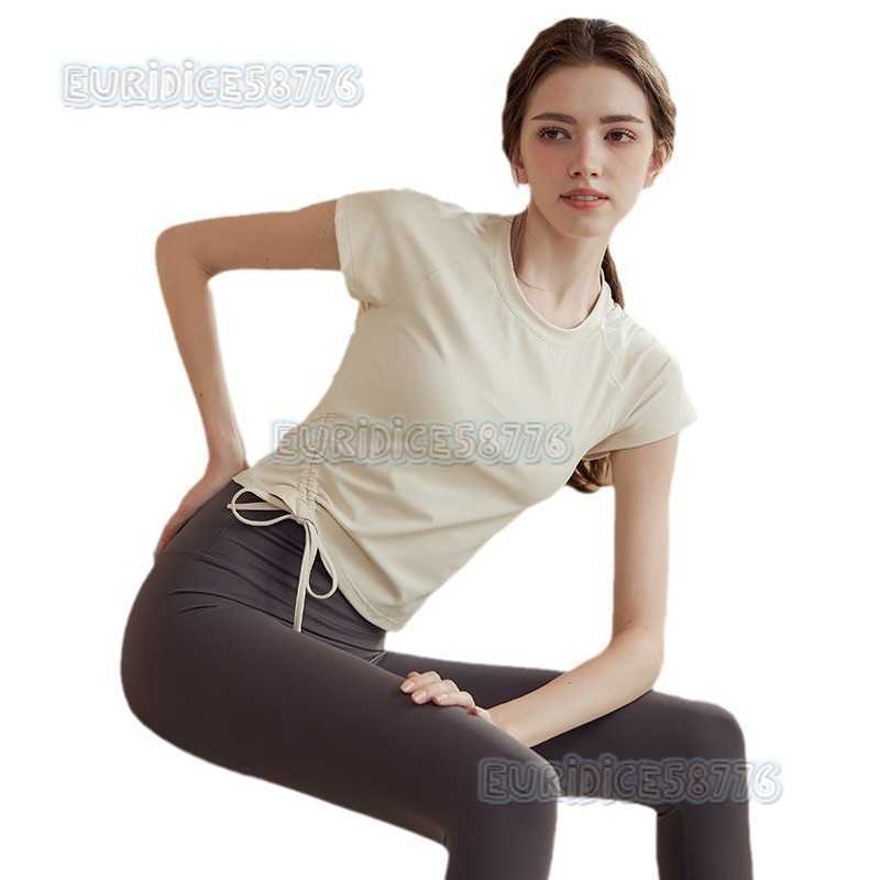 Highend Yoga Wear for Women Short Sleeve Slim Fit Sports Top for Running Pilates Training and Fitness Summer H250825