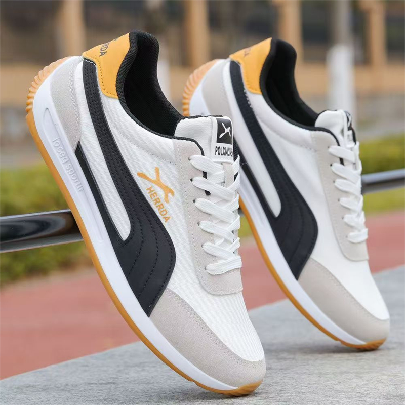 hot Free shipping designer running shoes for women men Luxury summer outdoor White black red and green designer sneakers Casual watches