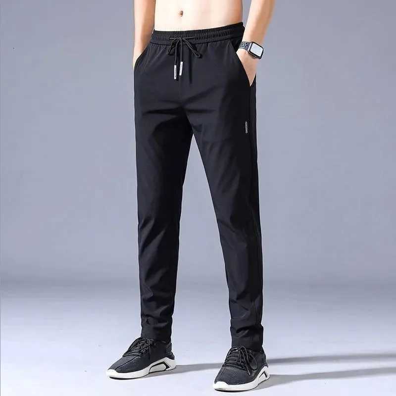 2024 Summer New Ice Silk Mens Pants Black Gray Thin Business Casual Pants Outdoor Elastic Breathable Straight Leg Sweatpants W250826