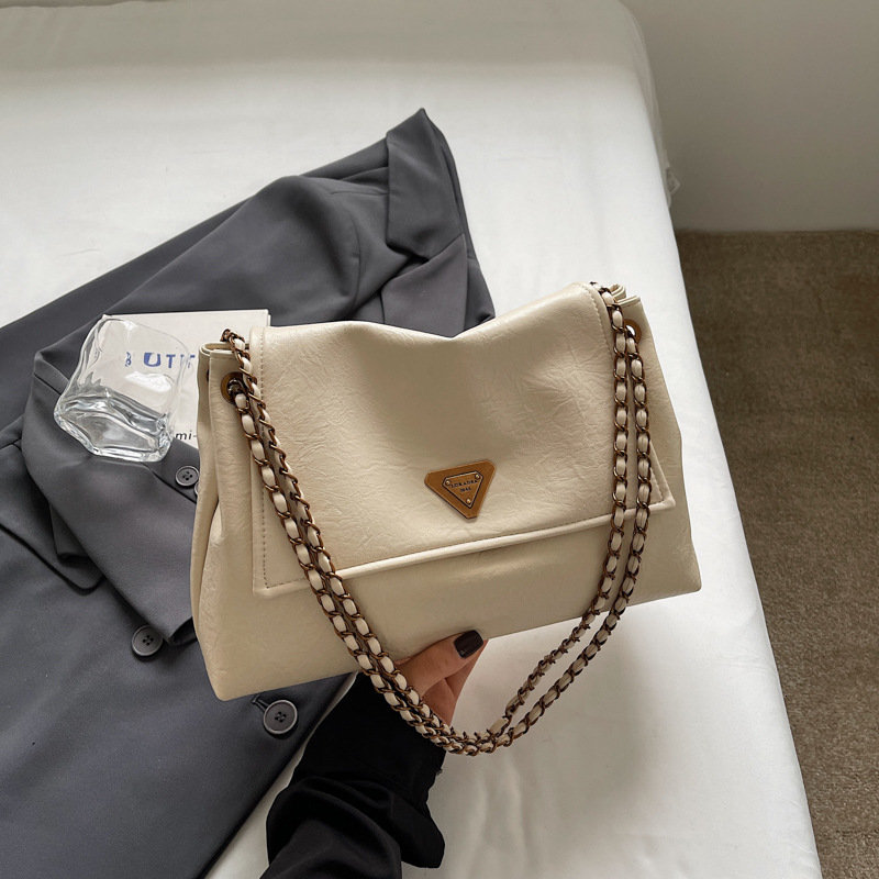 Free Shipping 2025 New Designer Bag Vintage High-capacity Bag For Women Single Shoulder Underarm Fashion Chain Commuter Versatile Elegant Women's