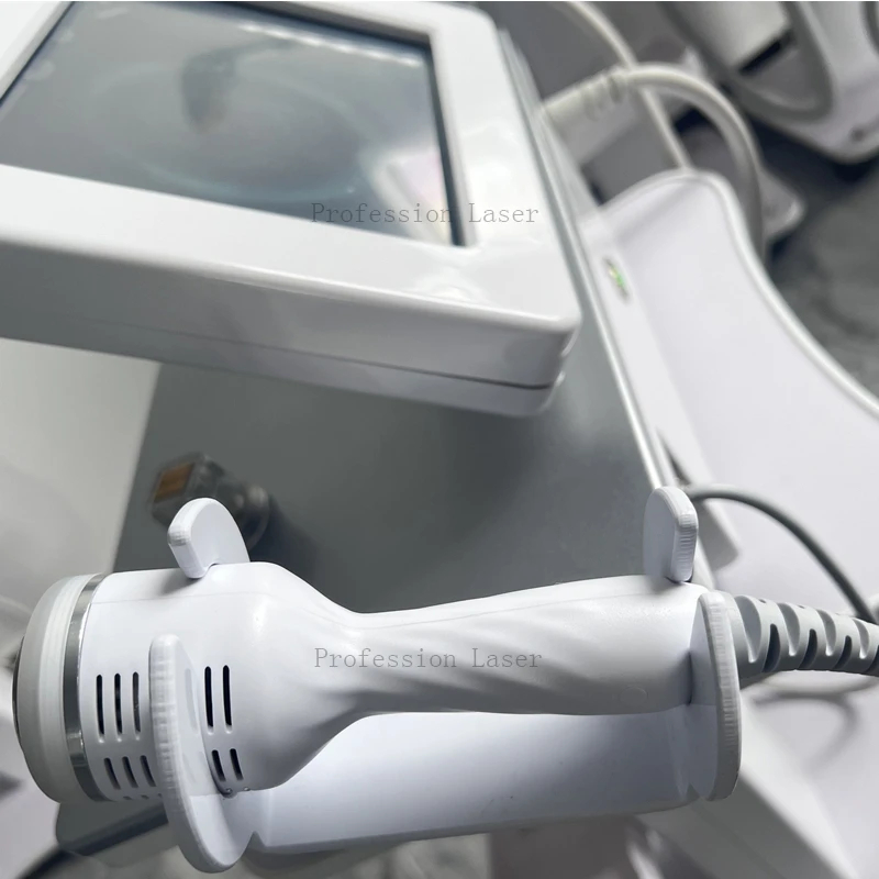 2025 Hot Gold Micro Needle Beauty Device for Exfoliation and Rejuvenation Treatment, Scar Removal, Wrinkle Removal, and Skin Rejuvenation