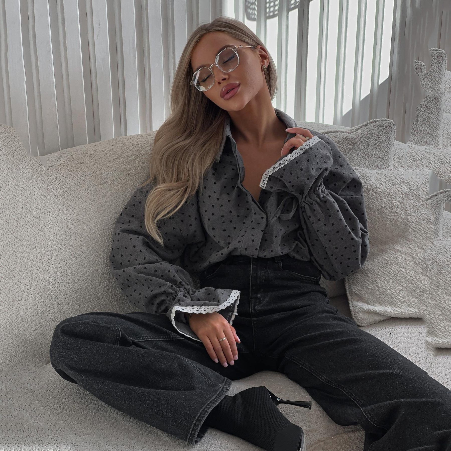 Autumn and winter fashion hot girl trend women's shirt single breasted cardigan autumn new style temperament love printed top