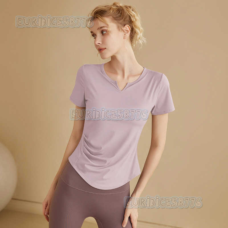 Highend Yoga Wear with Chest Pads for Women Quickdry Tightfitting Summer Running Pilates Training Fitness Top H250825