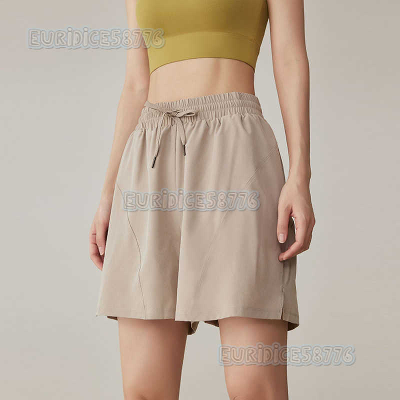 2025 Womens Sports Shorts Quickdry Summer Highwaist Loose Thin Badminton Shorts Fivepoint Yoga Fitness Midlength Shorts H250825