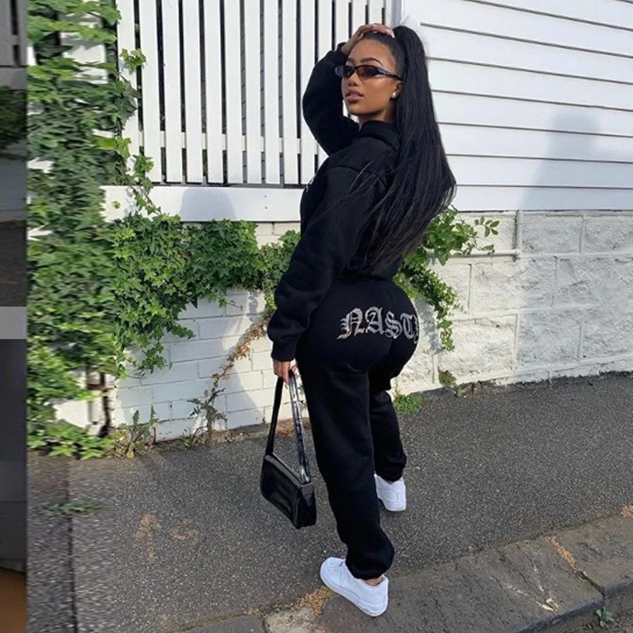 Diamonds Tracksuit 2 Piece Set Women Oversize Hoodies Sweatshirt Sweatpants Joggers Sport Pant Suits Femme Outfits Sweatsuits 250826