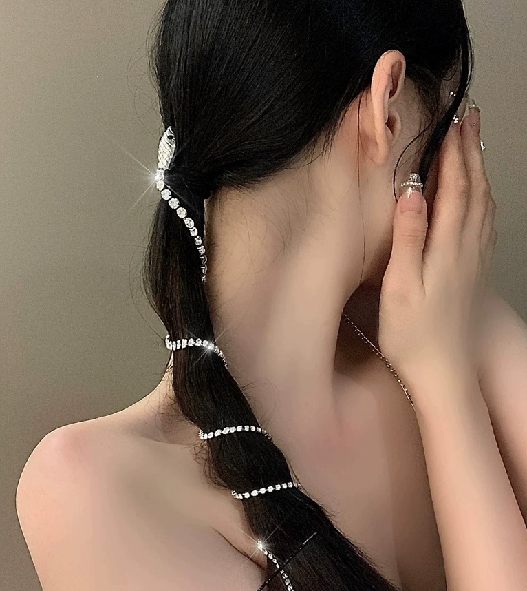 Luxury Crystal Snake Hair Clip Diamond Encrusted Statement Hairpin with Fringe Tassels for Women