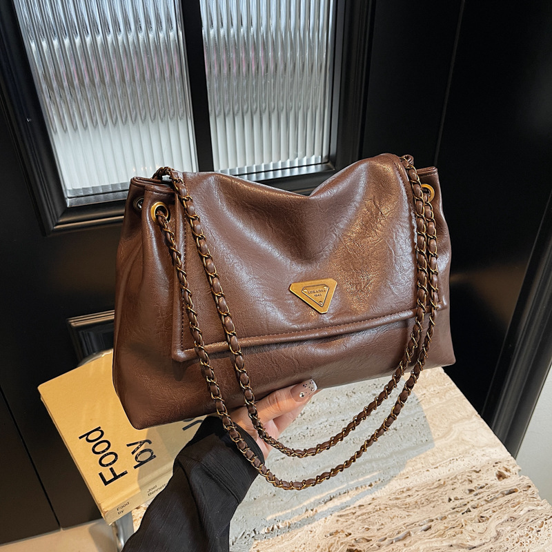 Free Shipping 2025 New Designer Bag Vintage High-capacity Bag For Women Single Shoulder Underarm Fashion Chain Commuter Versatile Elegant Women's