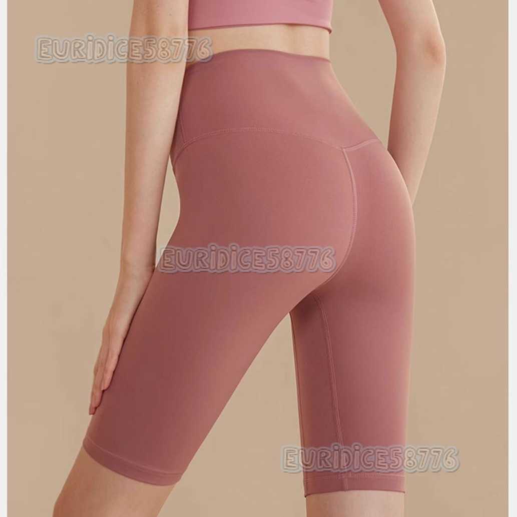 2025 New Sports Shorts for Women Fivepoint Tight Yoga Pants Highwaisted Buttlifting Fitness Pants Running and Cycling Pants for Summer H250825