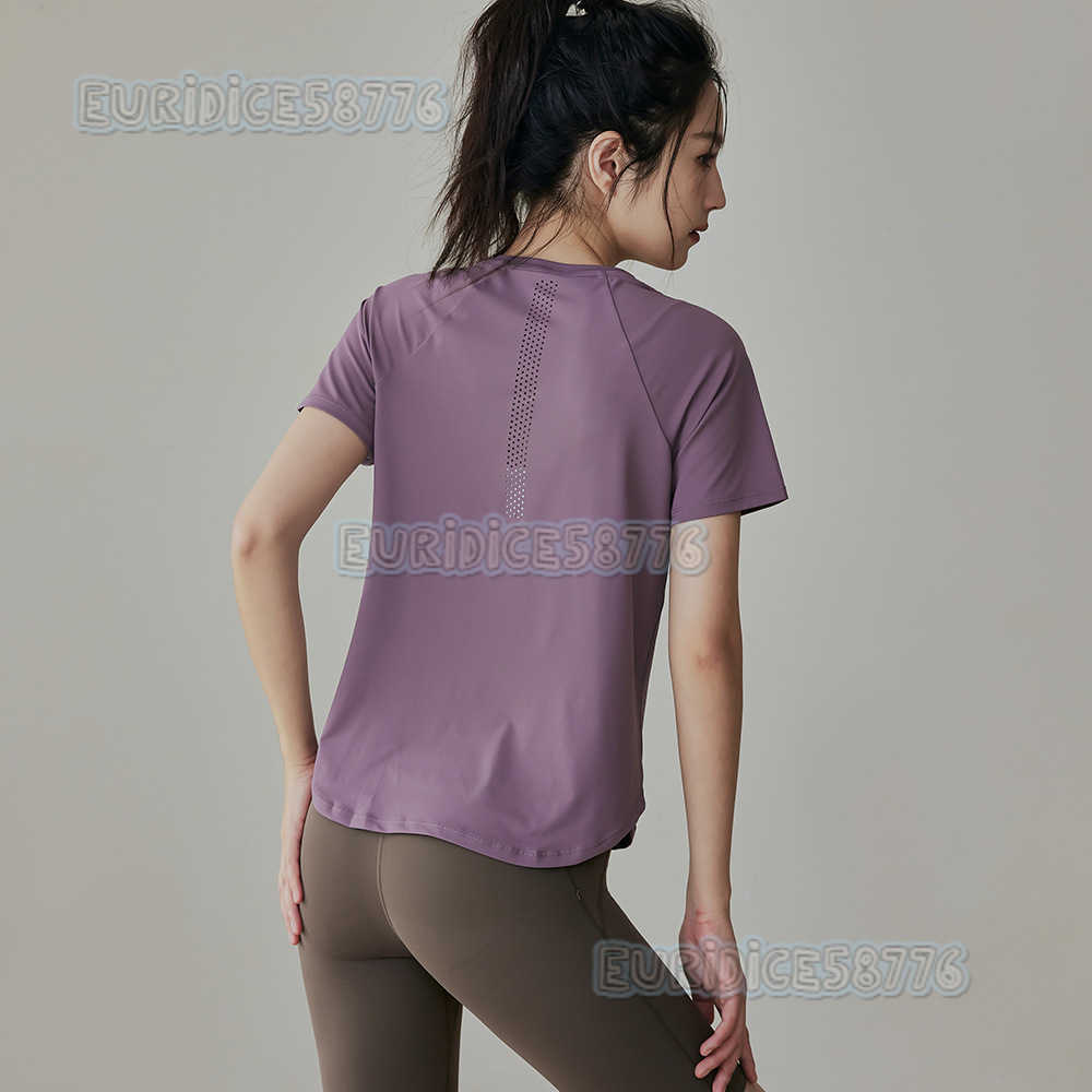 Loose Yoga Top for Women Pilates Training Quickdry Tshirt Running Fitness Wear Summer Thin Sports Short Sleeve H250825