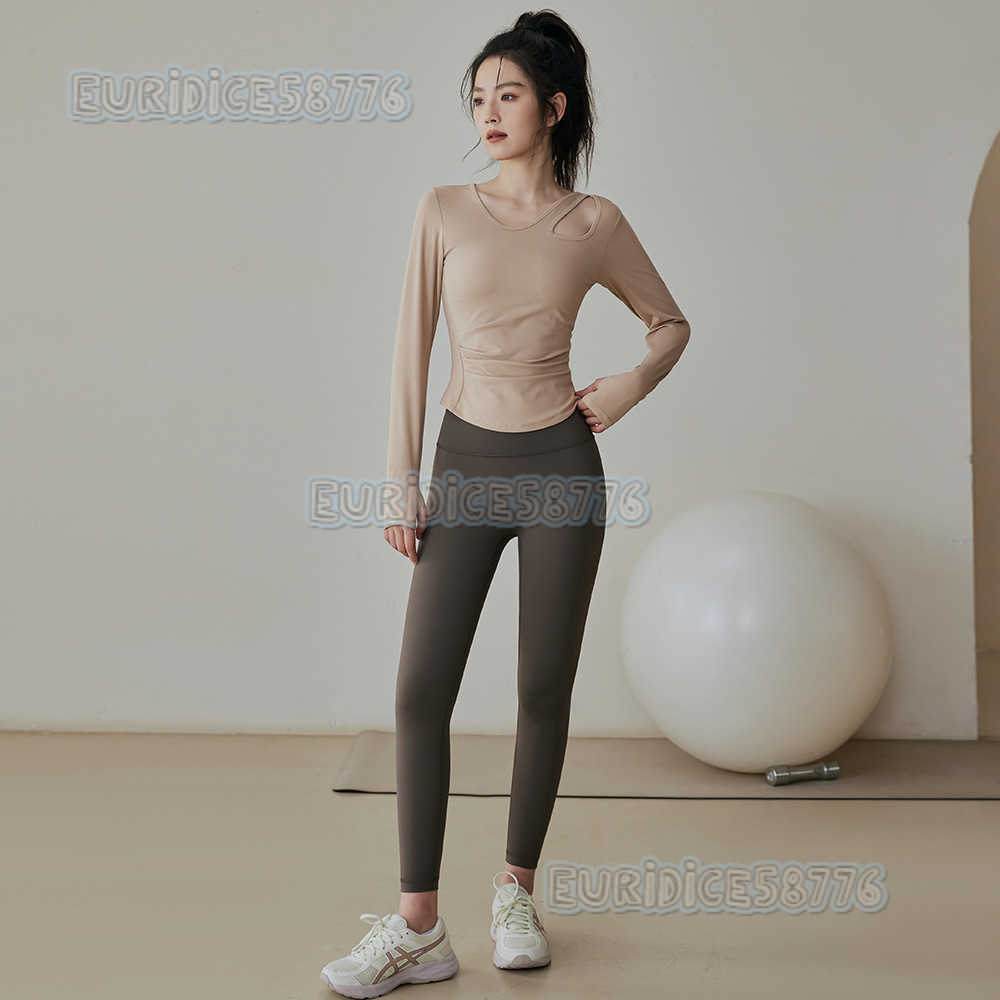 Yoga Clothes for Women Autumn and Winter Style with Chest Pads Slimming Long Sleeve Sports Top Set for Running Pilates Training and Fitness H250825