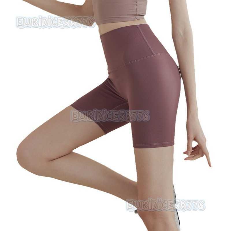 Camley Embarrassment Line Yoga Shorts Women Threequarter Pants Sports Tight Fitness Pants High Waist Hip Lift Summer Cycling H250825