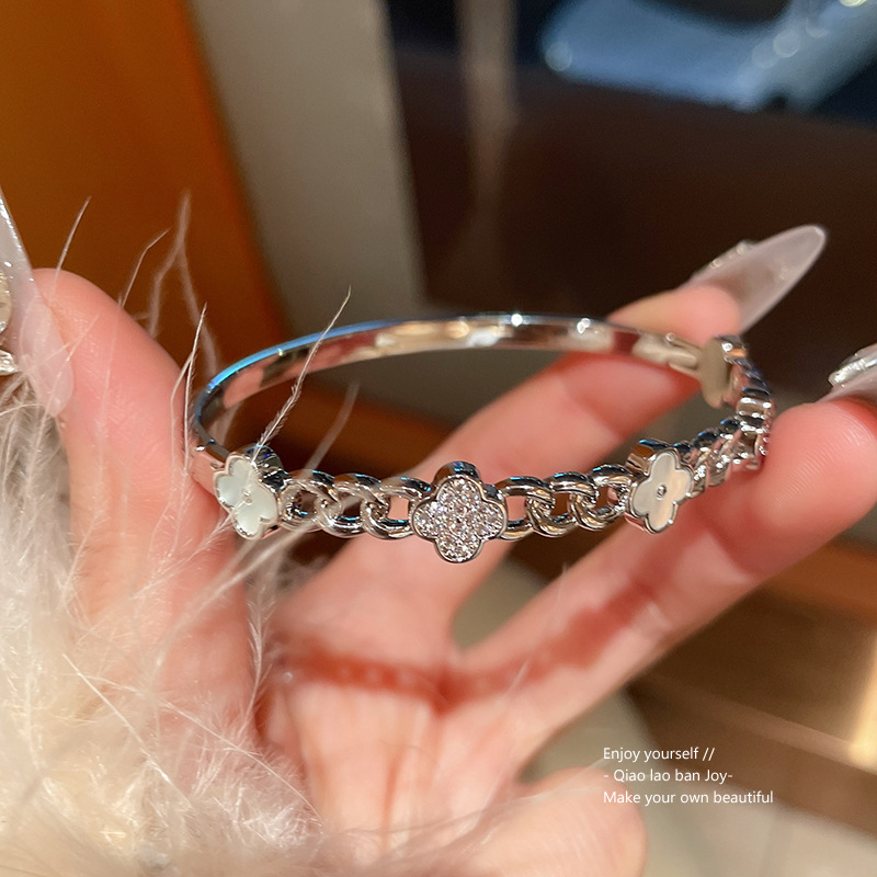 Silver - Tone Bead & Zircon Bow Bracelet Dainty And Sparkling Party And Daily Wear Gift For Her Elegant And Charming Jewelry