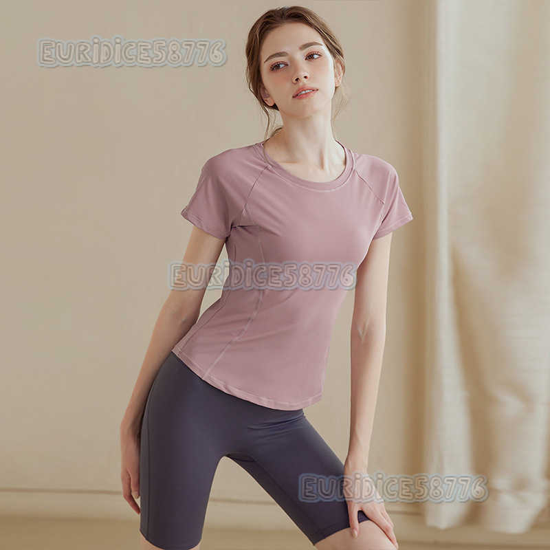 Womens Slim Fit Sexy Fitness Short Sleeve Sports Top Breathable Running Tshirt Breathable Celebrity Yoga Wear Summer H250825