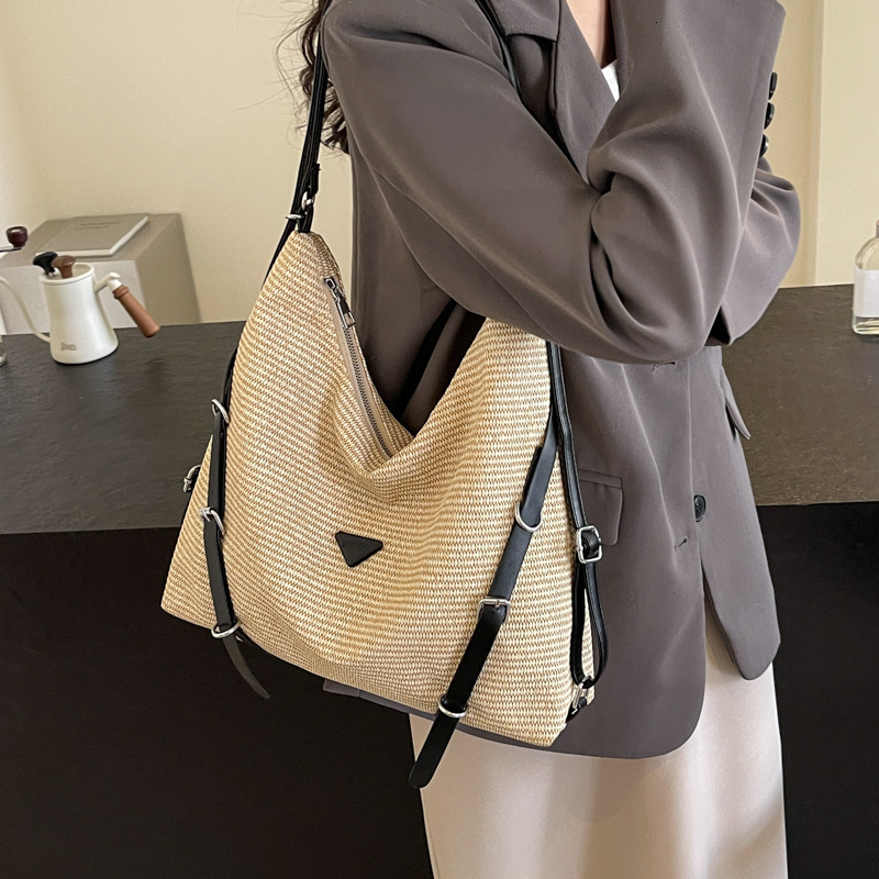 Free Shipping 2025 New Designer Bag Woven Straw Bag For Women Large Capacity Vacation Beach Bag Double Shoulder Backpack High Quality Shopping Bags