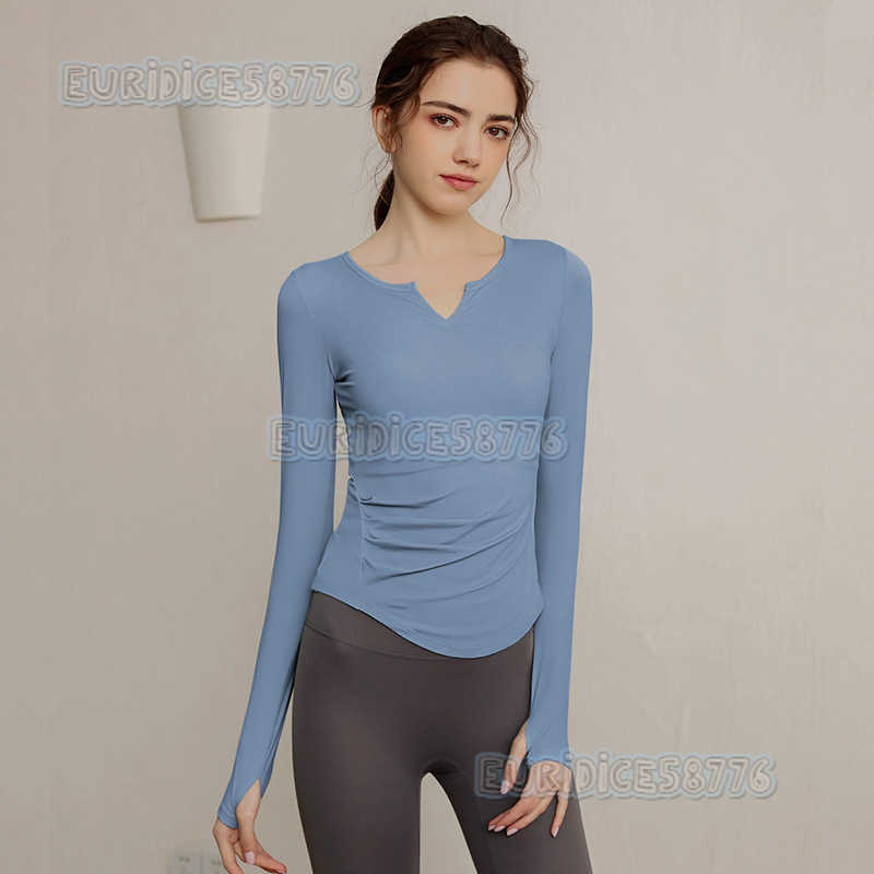 Yoga Shirt with Chest Pads for Women Slim Fit Fashionable Autumn Winter Sports Top Long Sleeve Tshirt Professional Running Fitness Clothing H250825