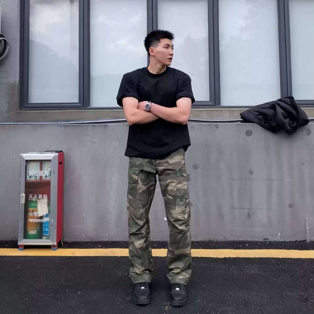 Men's Camouflage Cotton Baggy Pants with Bellow Pocket and Zipper Fly Custom OEM Mid-Waist Lightweight Casual Design