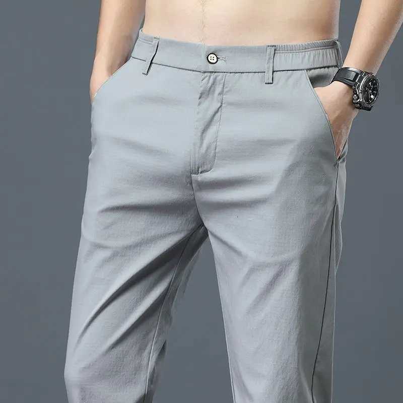 100 Silk Mens Golf Mens Midweight Casual Pants Sports Pants Simple Design Khaki Black Slim Straight Leg Stretch Casual Trouse W250826