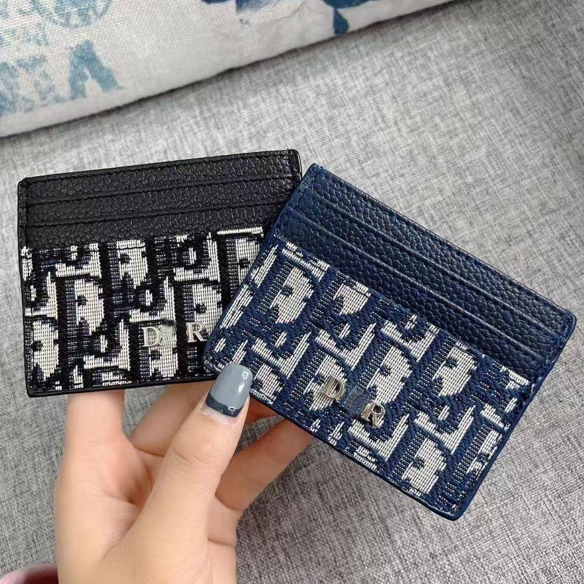 Classic Designer Europe and America Mens Womens Canvas Wallets Trendy Leather Card Holders Bags Embroidery Dr Fashionable Men Small Credit Card Women Purse Wallets