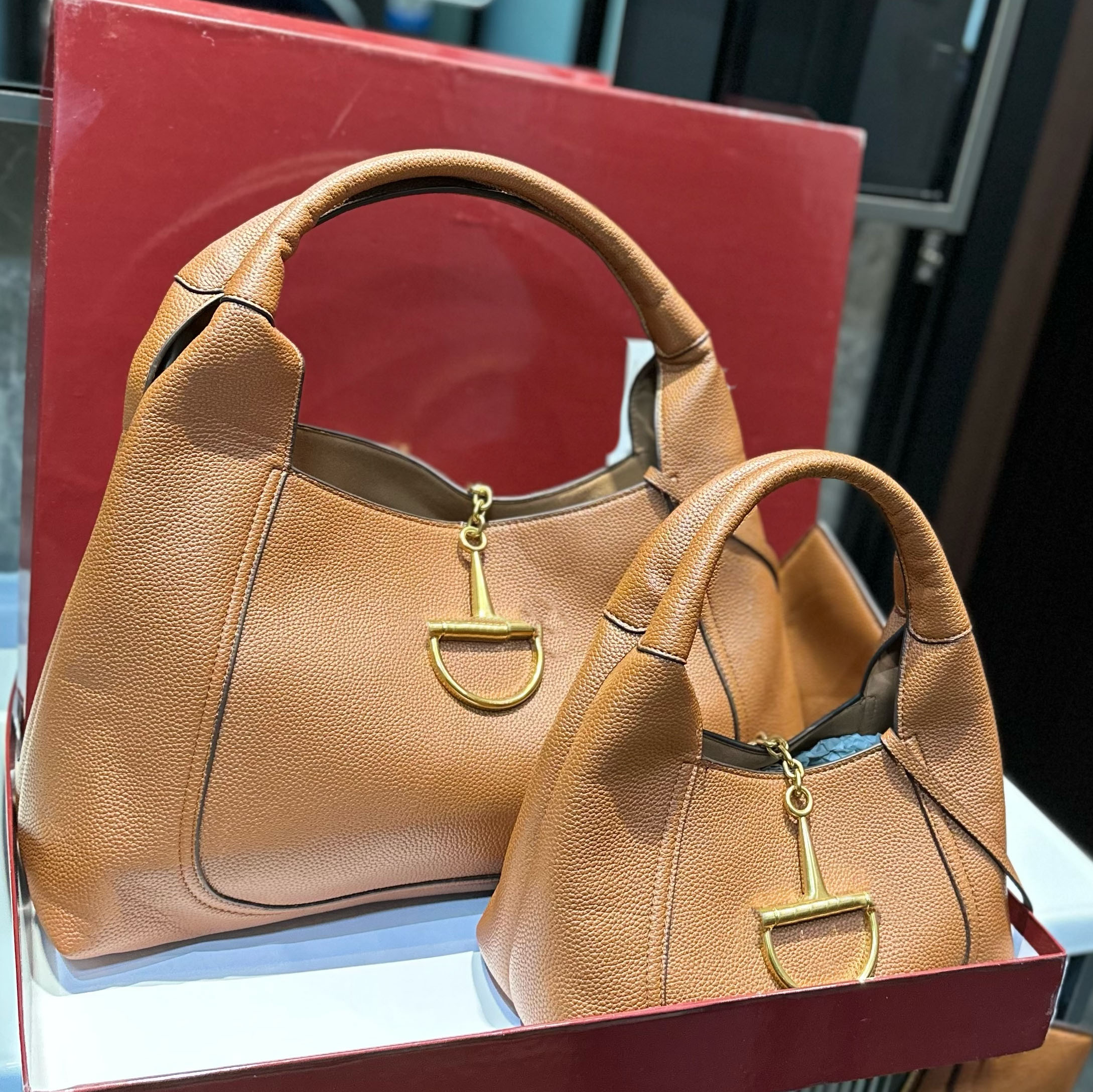 12A Softbit Maxi Shoulder Bags Designer Women Handheld Armpit Top-quality Leather Crossbody Bag