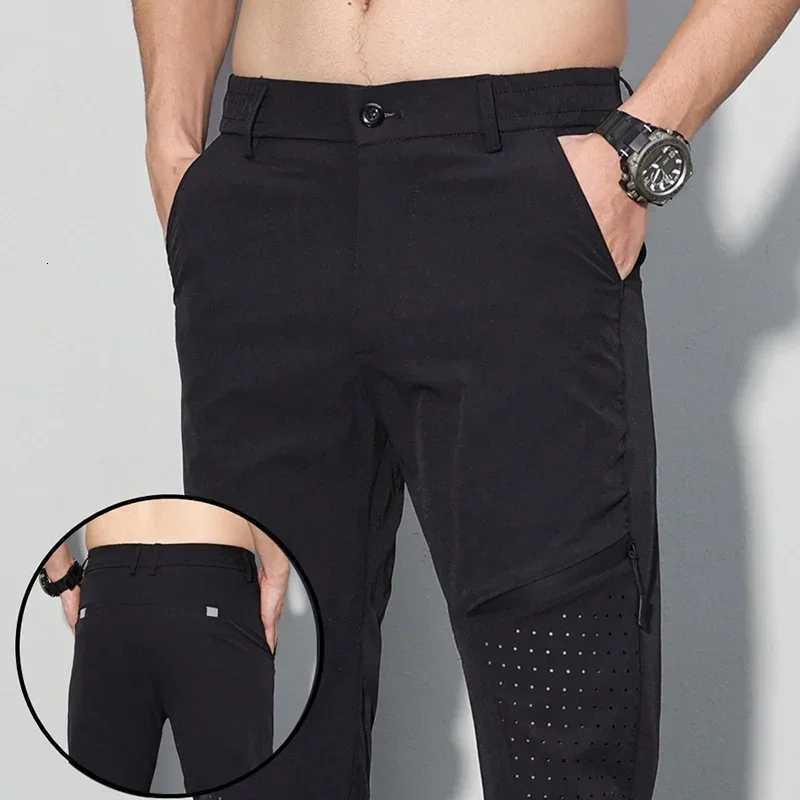 Hot Sale Korean Version Summer New Loose Sports Trousers Men Casual Thin Straight Leg Pants Male Fashion Outdoor Quick Dry Pants W250826