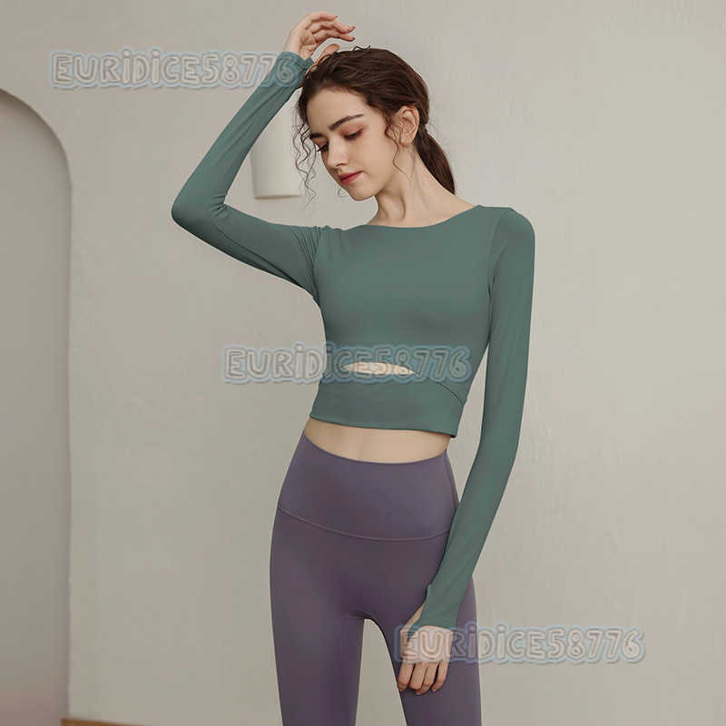 Yoga Suit with Chest Cushion Long Sleeve Sports Shirt Womens Tight Running Fitness Suit Large Size Slim Fitting Autumn and Winter Fitness Suit H250825