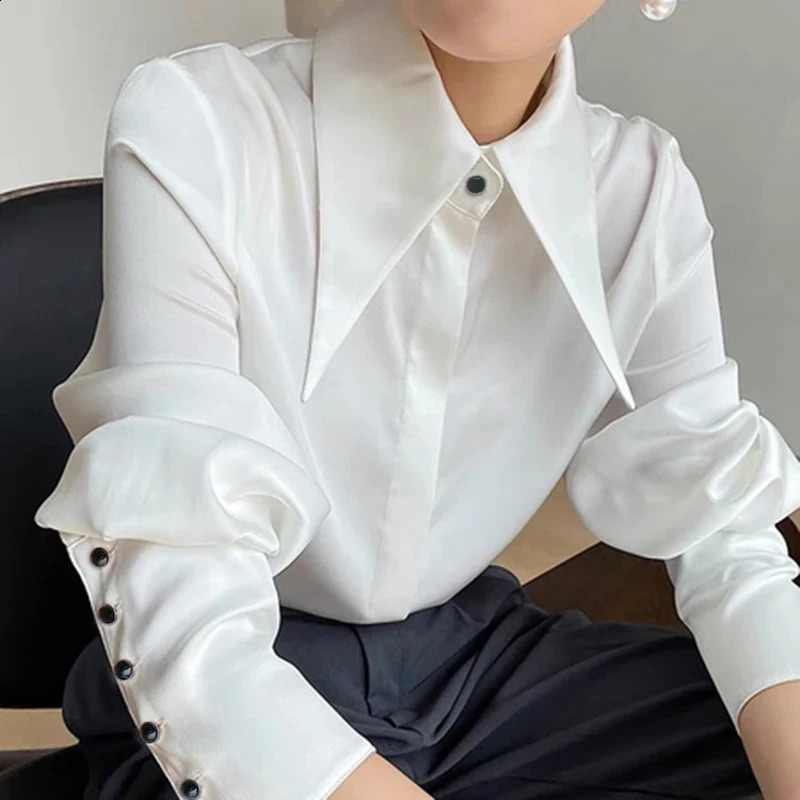 Womens Spring Autumn Satin Simple Pointed Collar Retro Lantern Sleeve Shirt Loose Fit Straight Womens Commuting Shirt 3140 250826