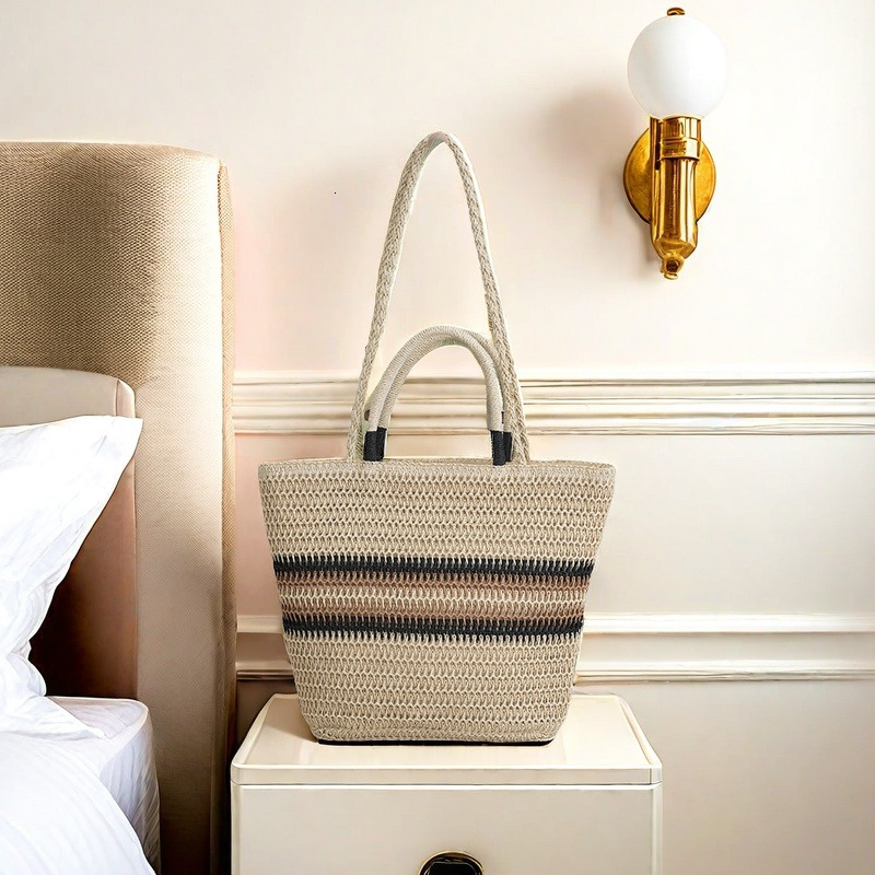 Autumn New Women s Large Capacity Straw Woven Handbag Women s New Commuter Handbag Autumn New Designer Bag Fashion Handheld Basket Woven Bag