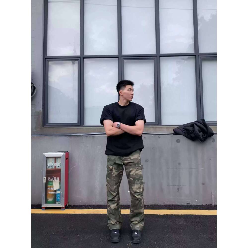 Men's Camouflage Cotton Baggy Pants with Bellow Pocket and Zipper Fly Custom OEM Mid-Waist Lightweight Casual Design